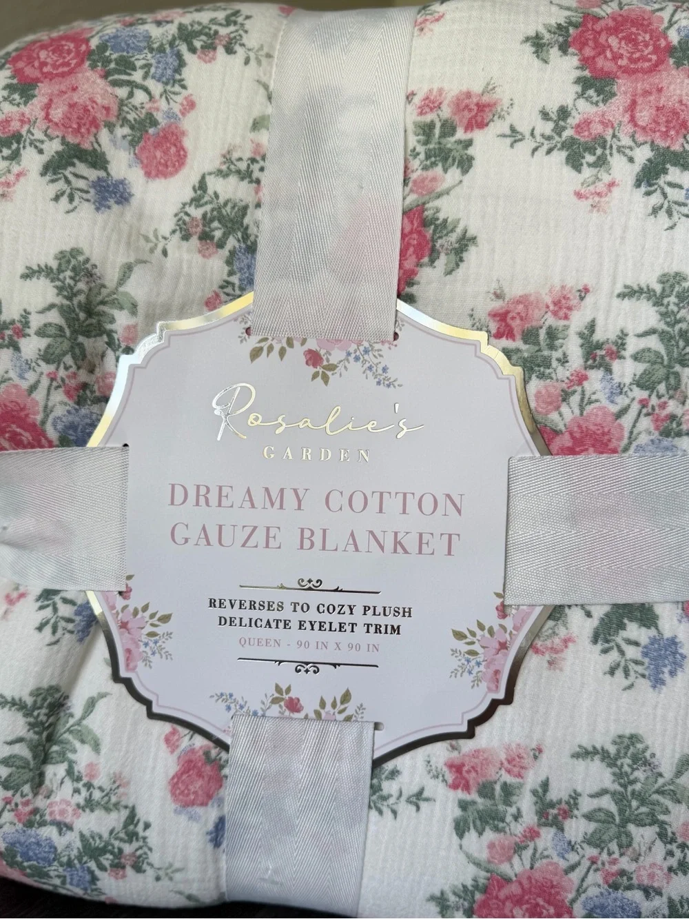 Envogue dreamy cotton gauze throw blanket pink rose floral eyelet ruffle trim